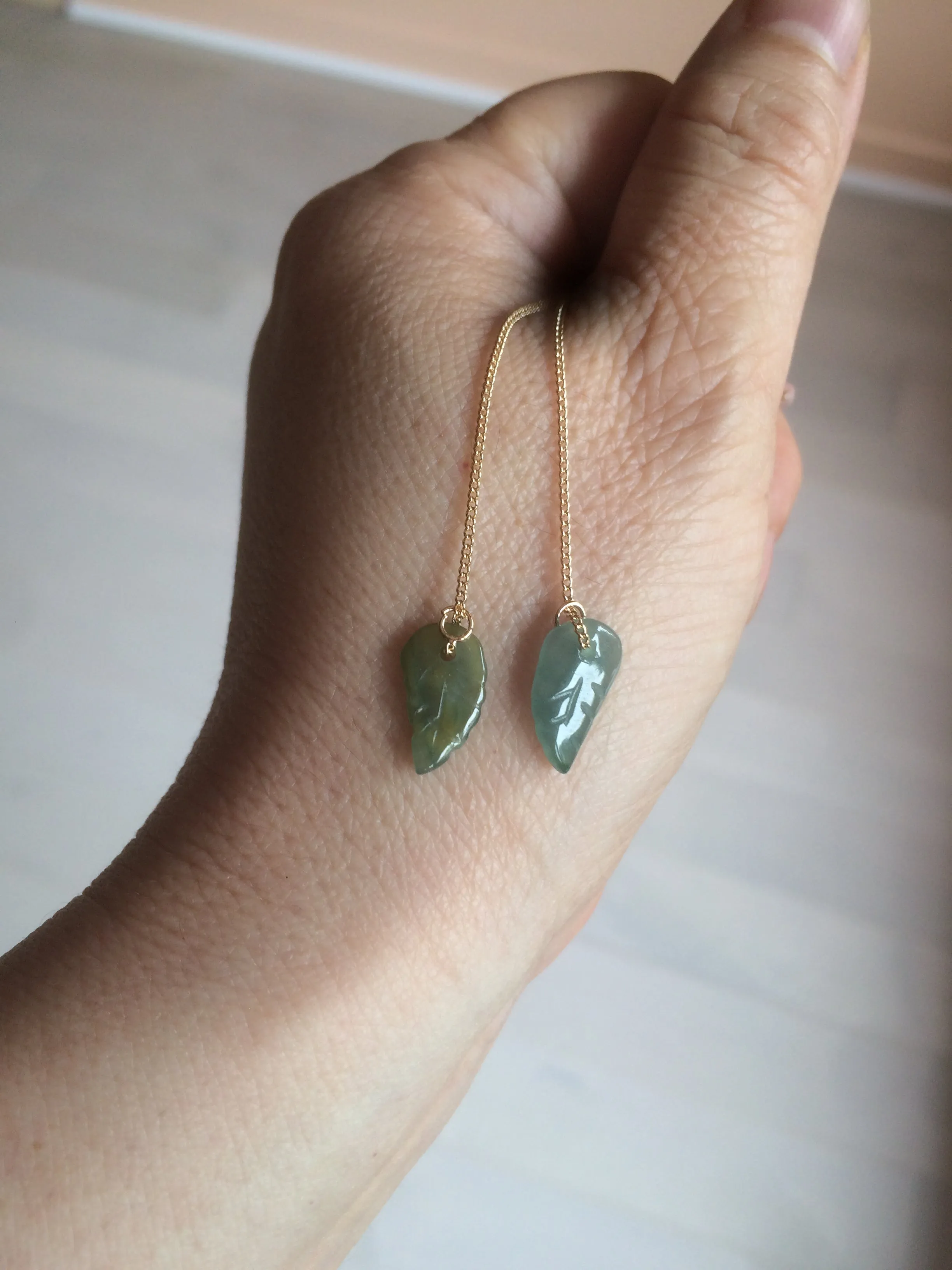 100% Natural icy green/blue/yellow/gray leaf dangling Guatemala jadeite Jade earring AX52