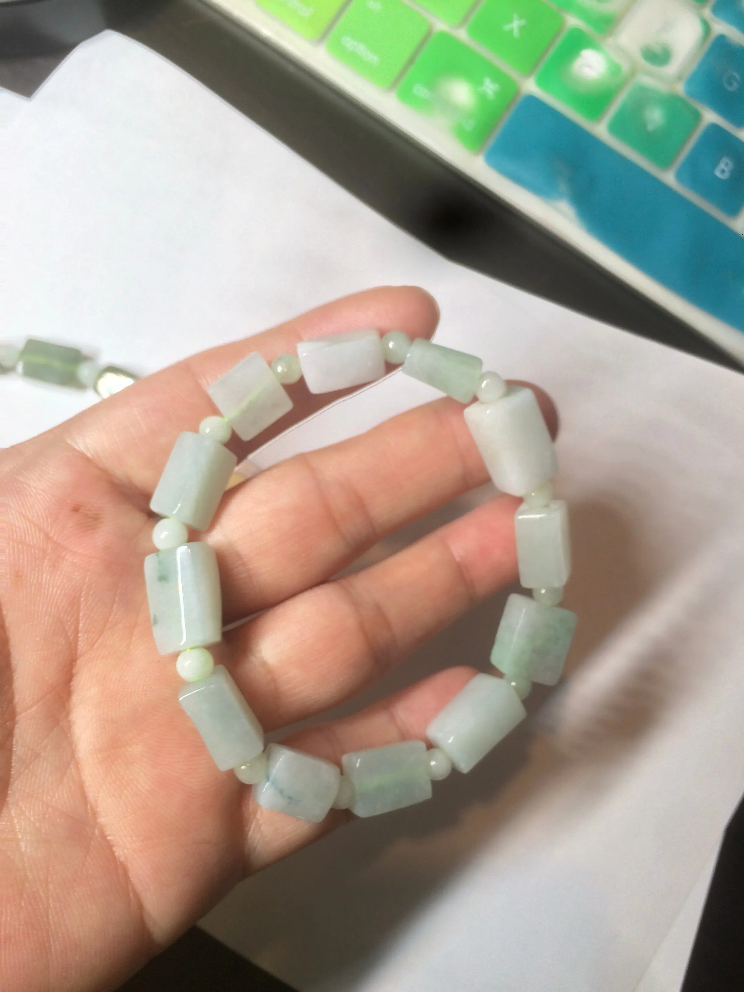 Premium Quality Type A 100% Natural Jadeite Jade Bead Bracelet - Dual Tone Dark Green/Light Green - AR89