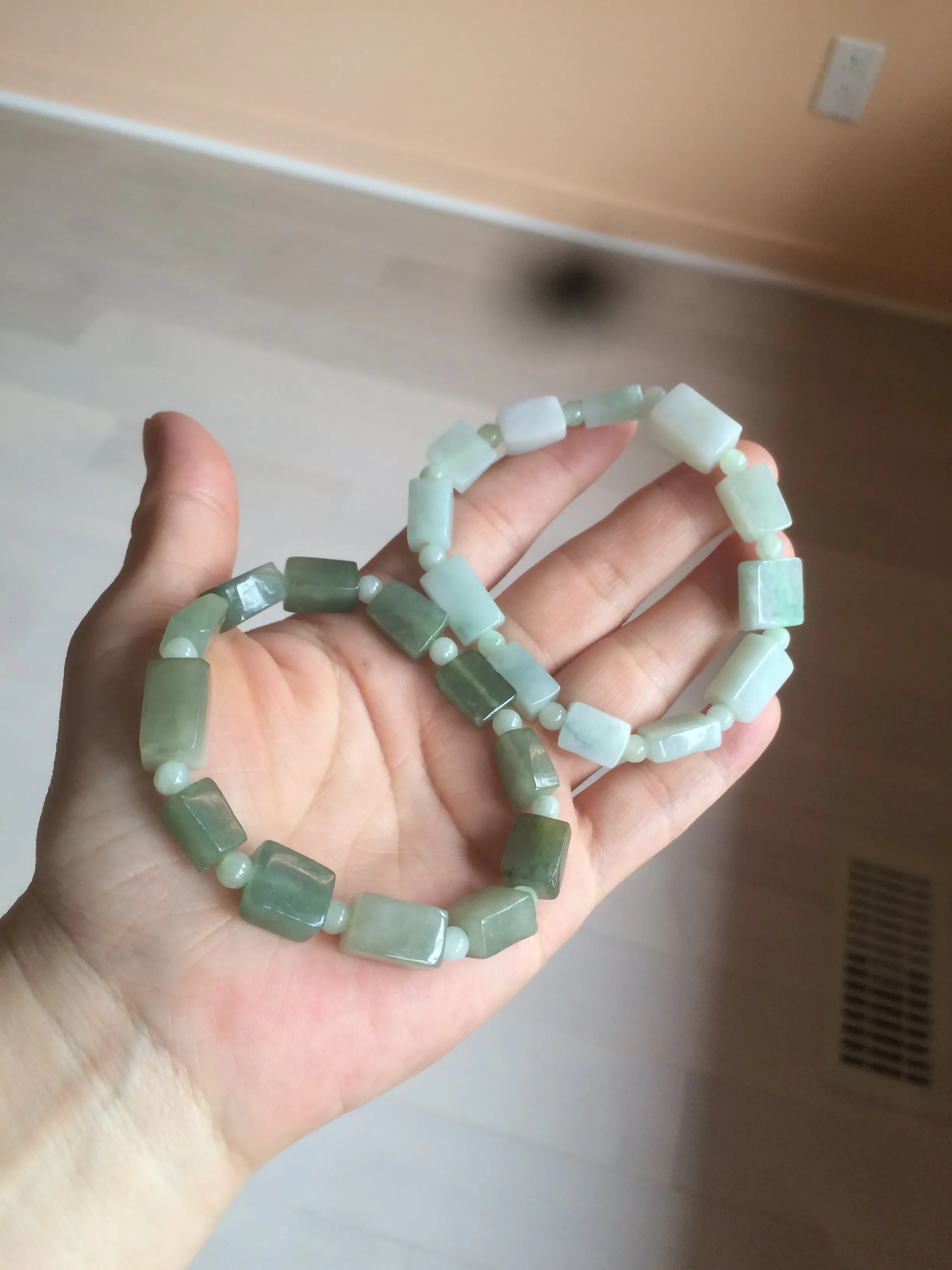 Premium Quality Type A 100% Natural Jadeite Jade Bead Bracelet - Dual Tone Dark Green/Light Green - AR89