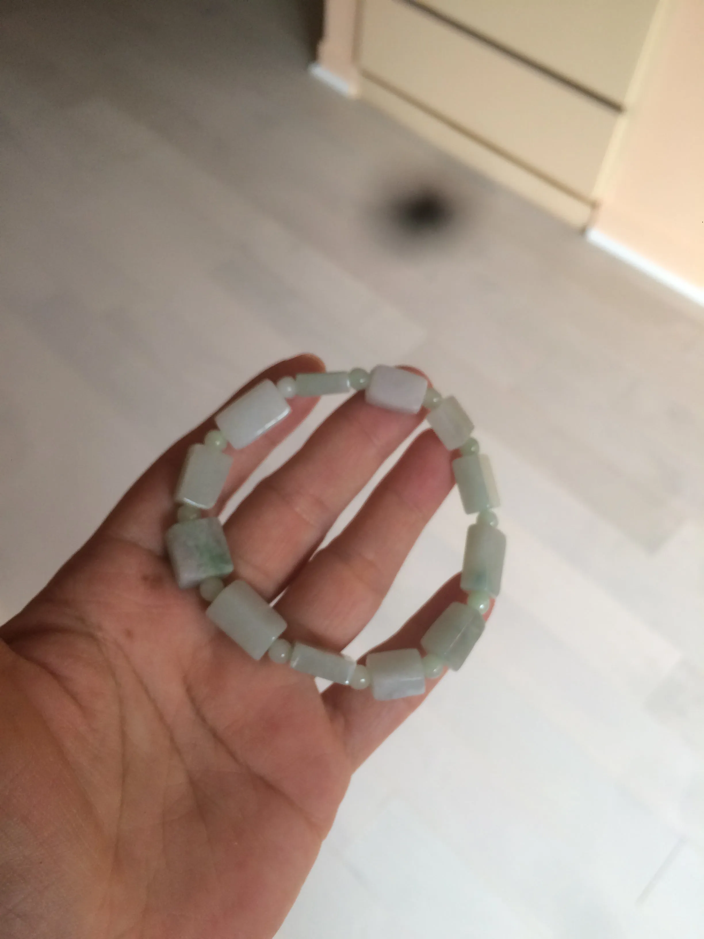 Premium Quality Type A 100% Natural Jadeite Jade Bead Bracelet - Dual Tone Dark Green/Light Green - AR89