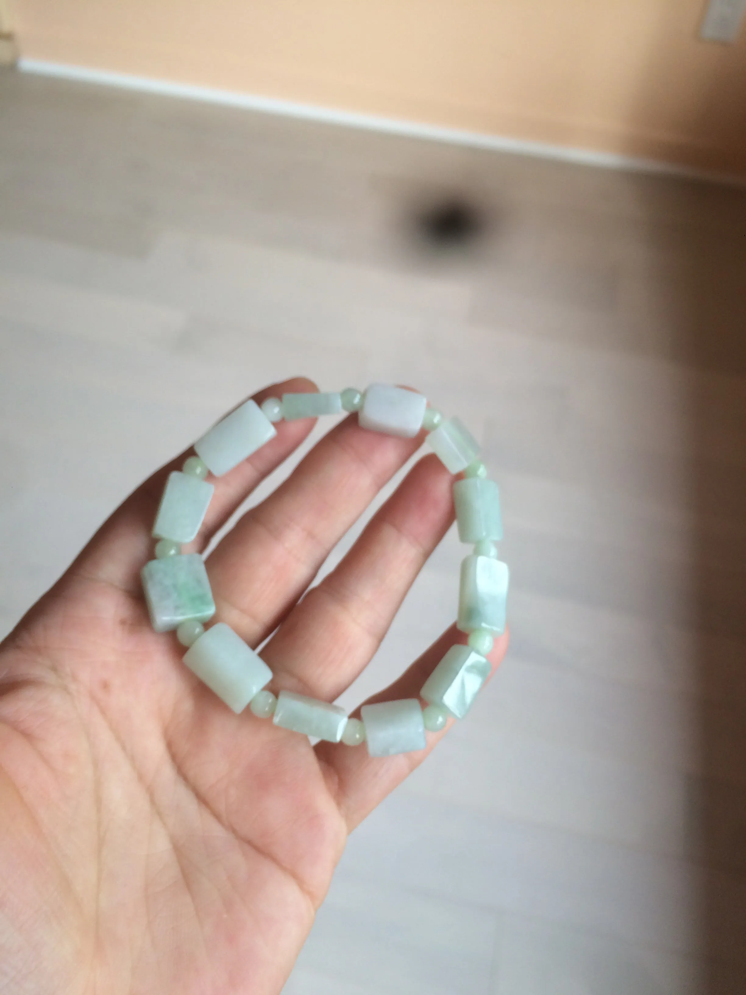 Premium Quality Type A 100% Natural Jadeite Jade Bead Bracelet - Dual Tone Dark Green/Light Green - AR89