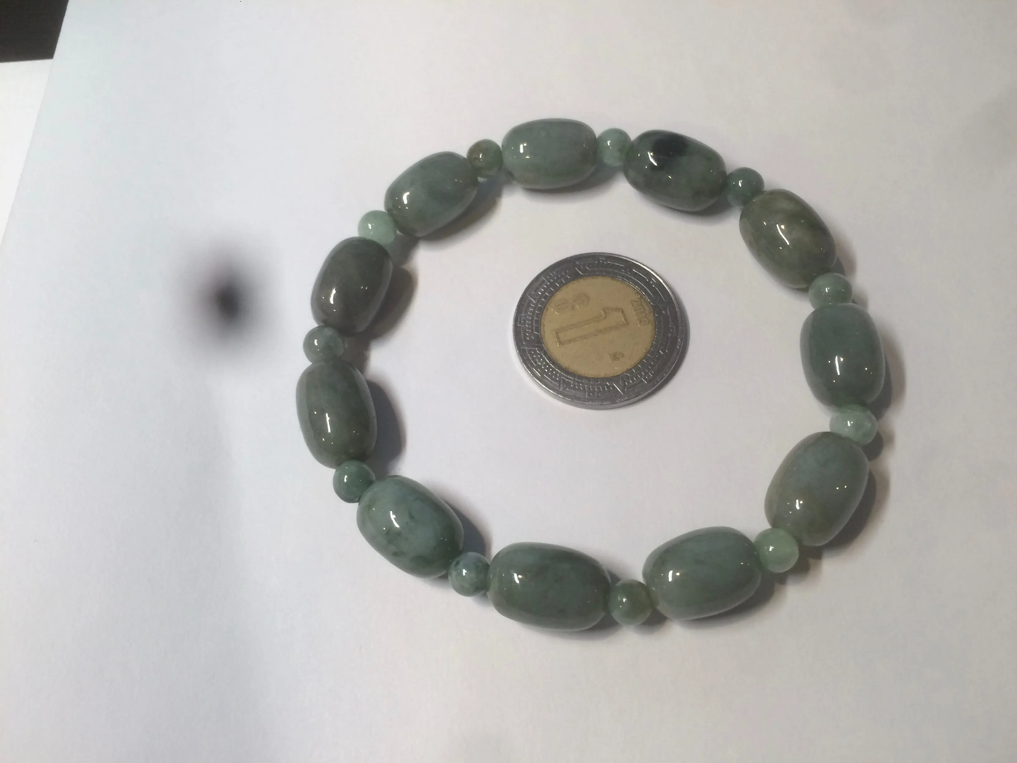 12x8.7mm 100% natural  type A green/dark green/white olive jadeite jade bead bracelet D73