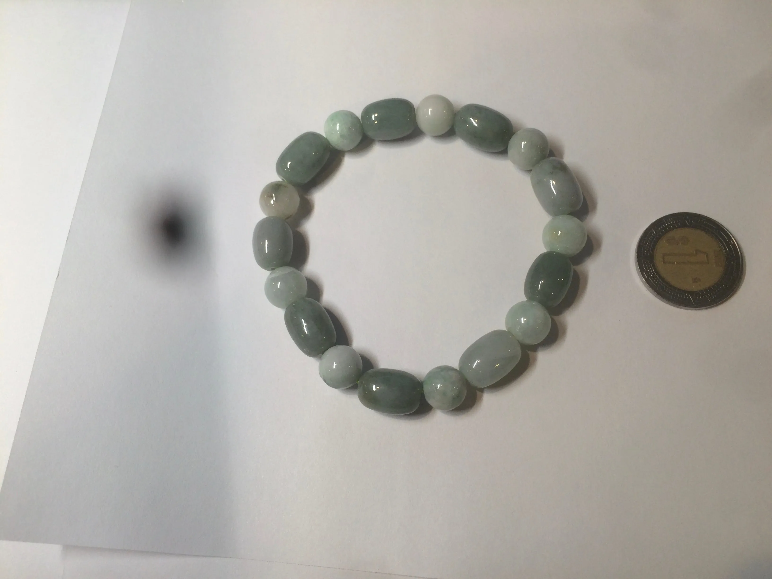 12x8.7mm 100% natural  type A green/dark green/white olive jadeite jade bead bracelet D73