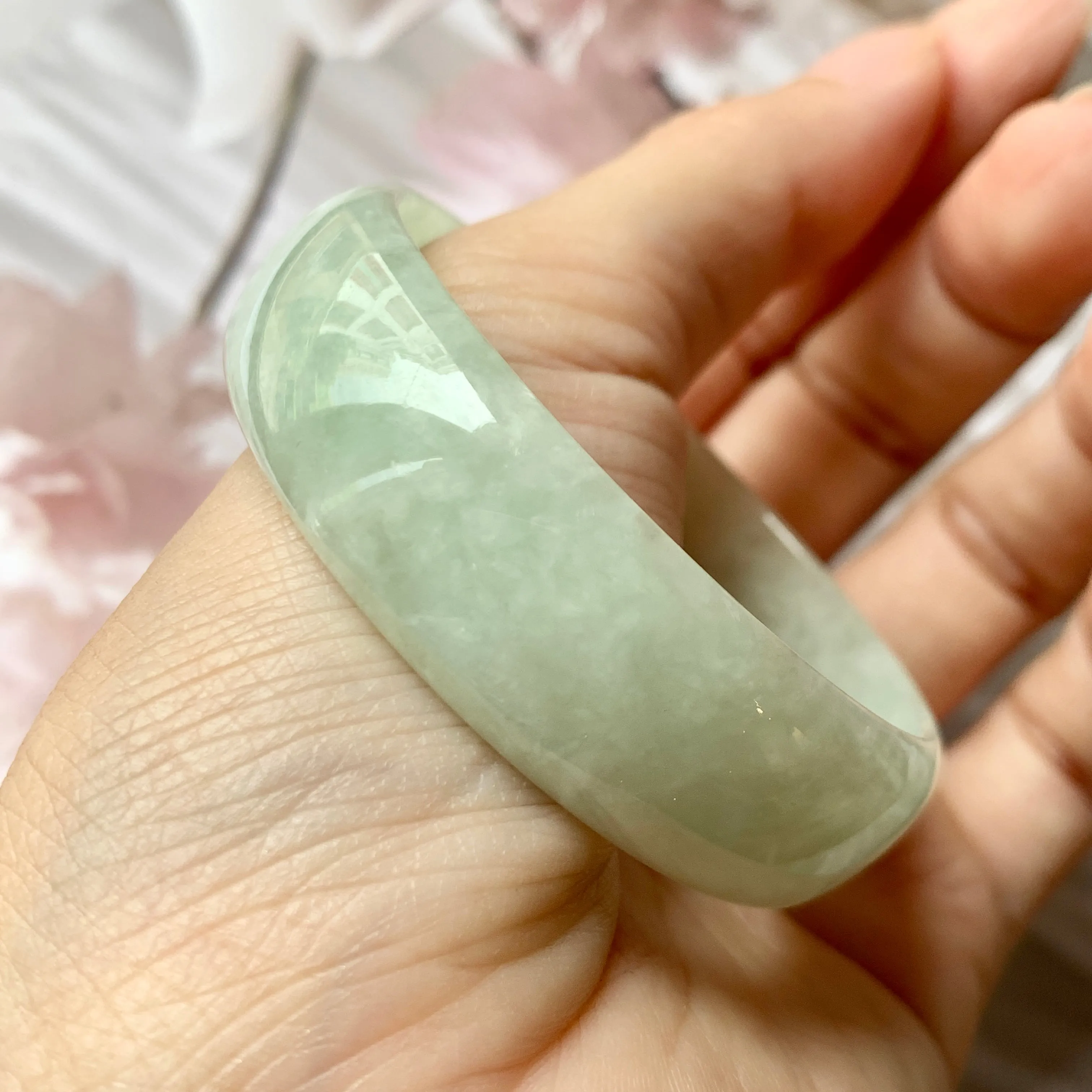 49.3mm A-Grade Natural Light Green Jadeite Modern Round Bangle No.151330