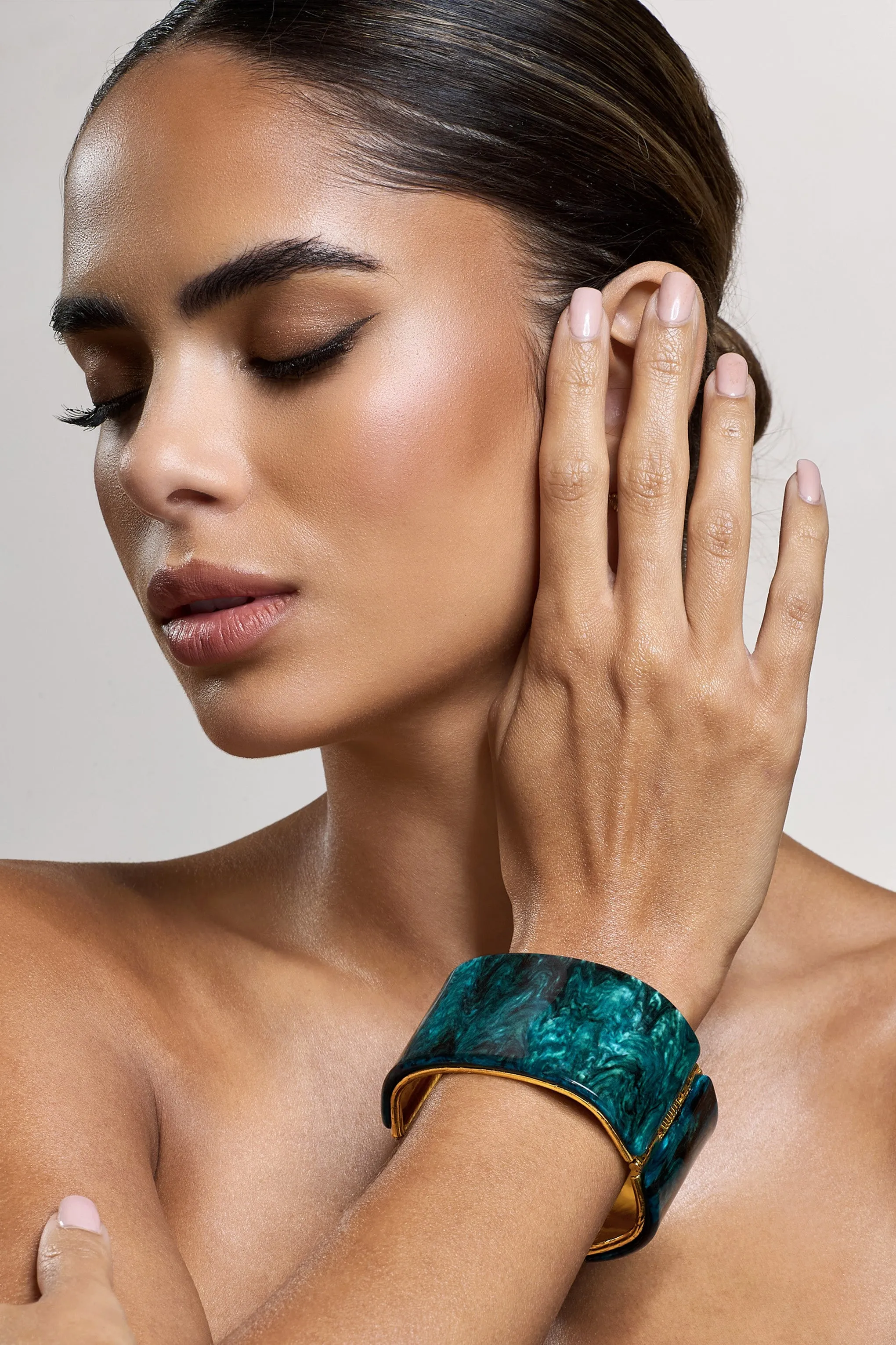 Agua | Gold & Green Resin Chunky Bangle