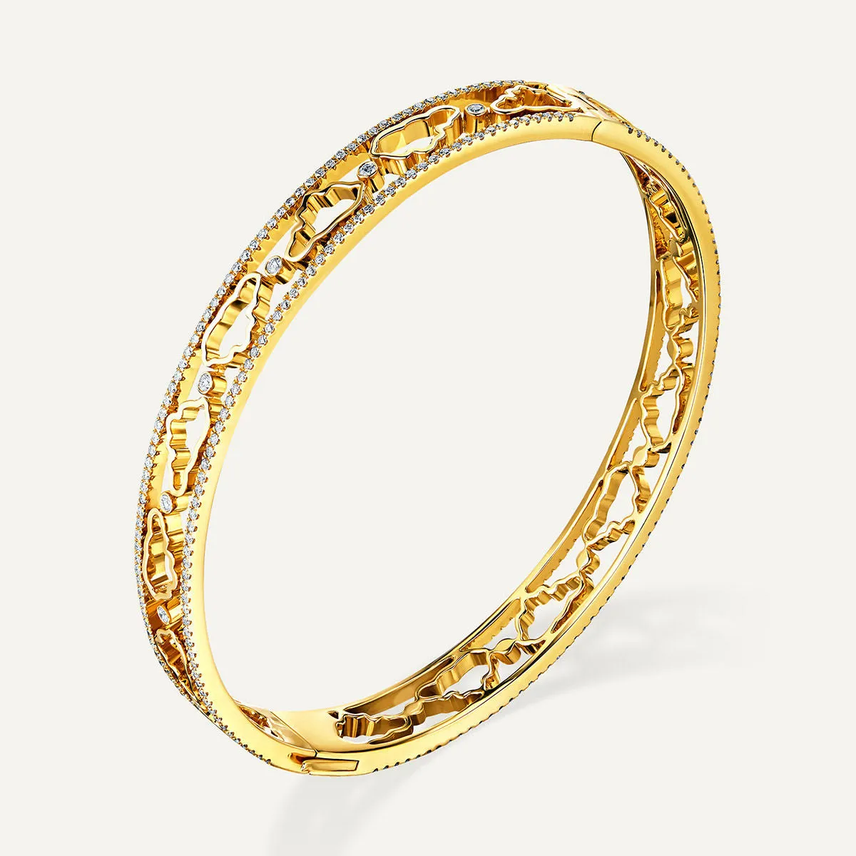 Allusia Love 18K Gold Bangle w. Diamonds