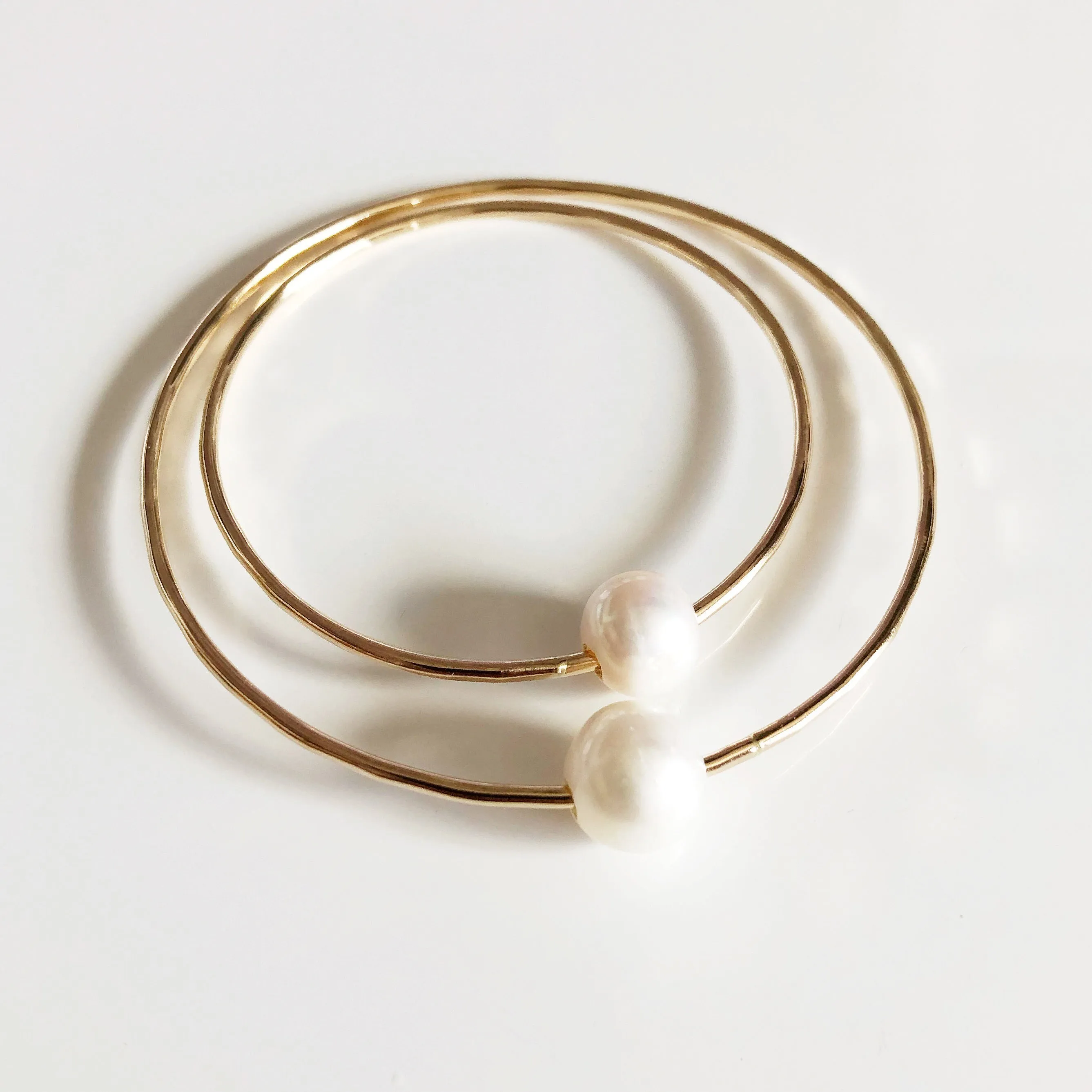 Amelia bangles set - white pearl (B154)