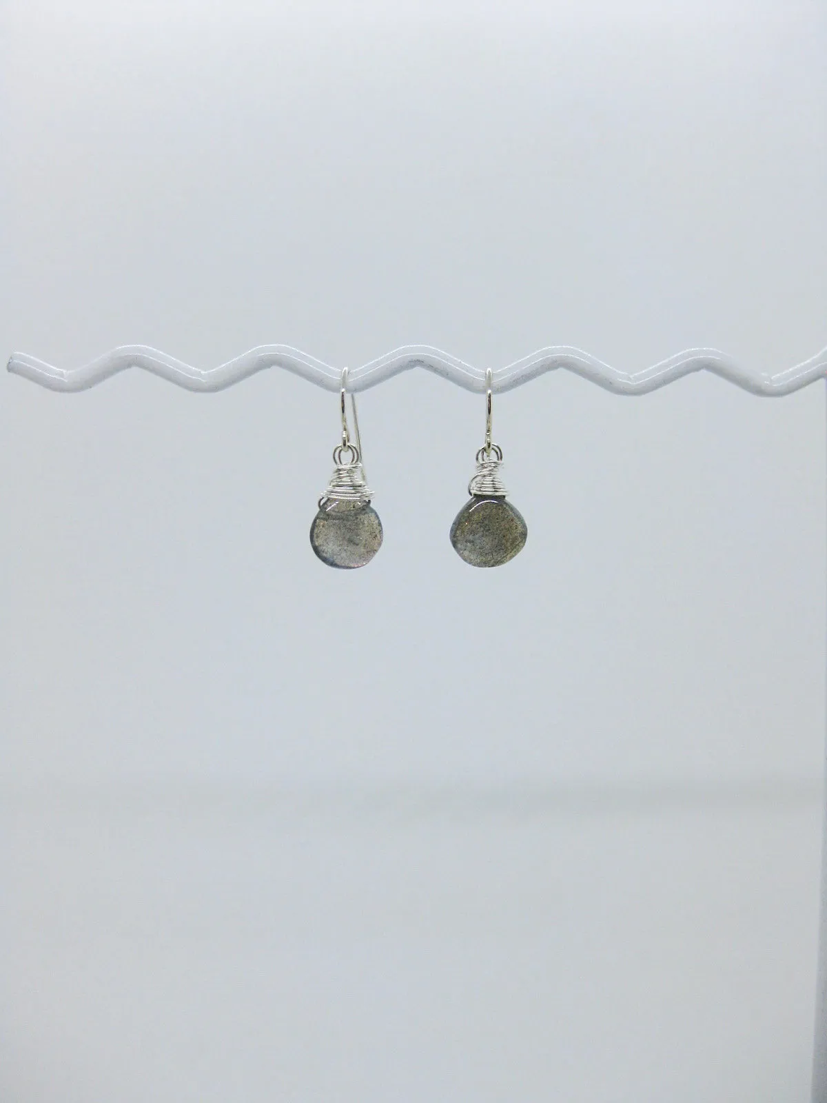 Chamomile: Labradorite Earrings - e577