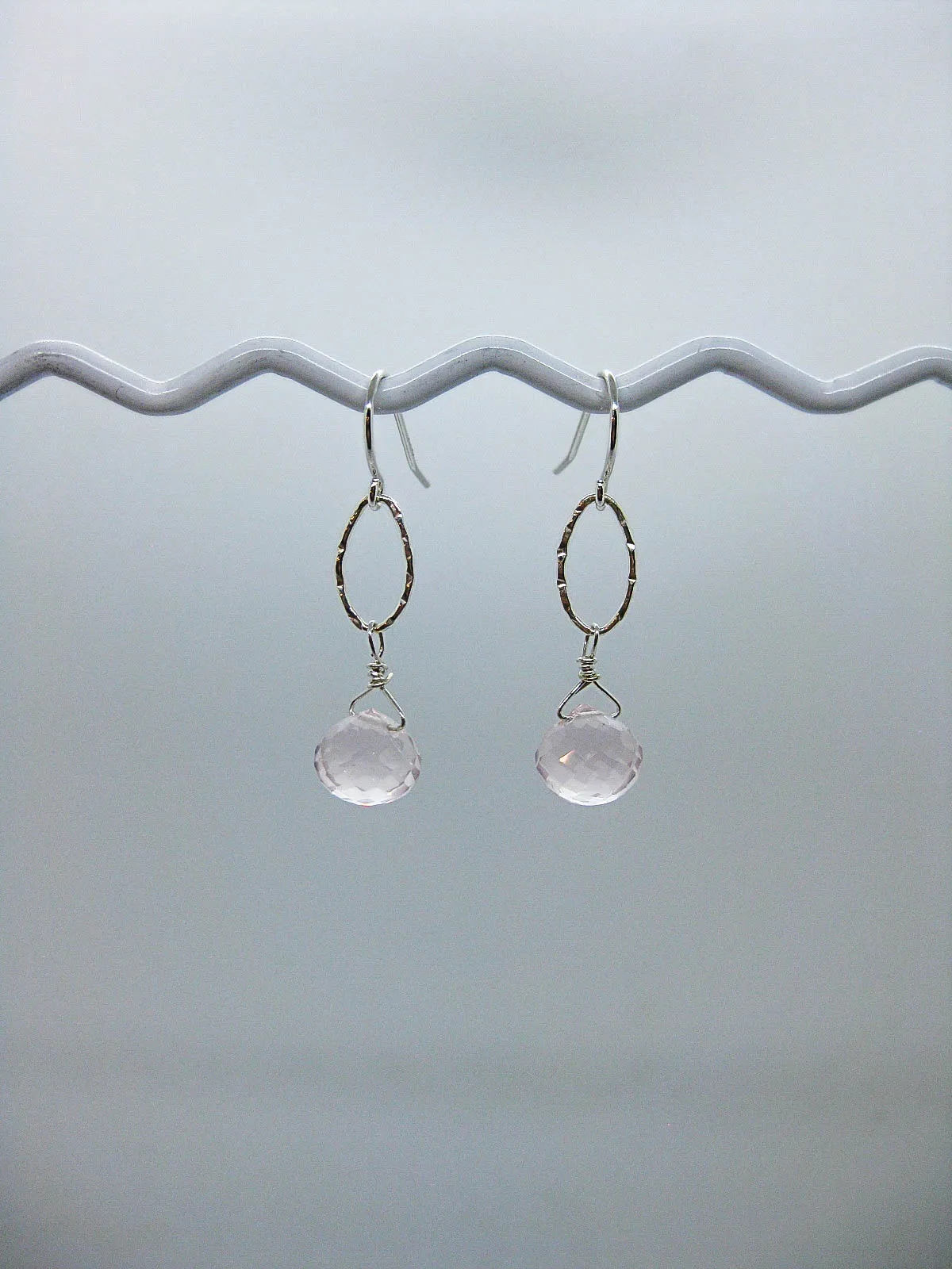 Chrysanthe: Rose Quartz Earrings - e473