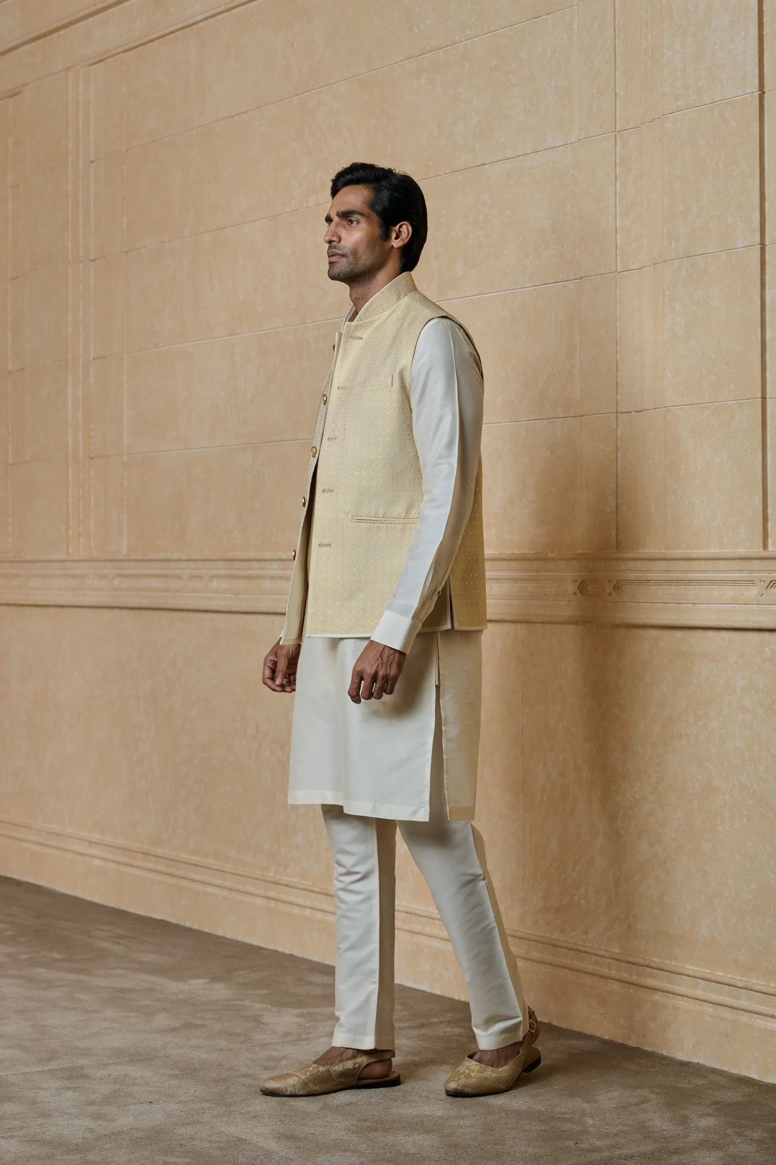 Classic Brocade Kurta Bundi Set