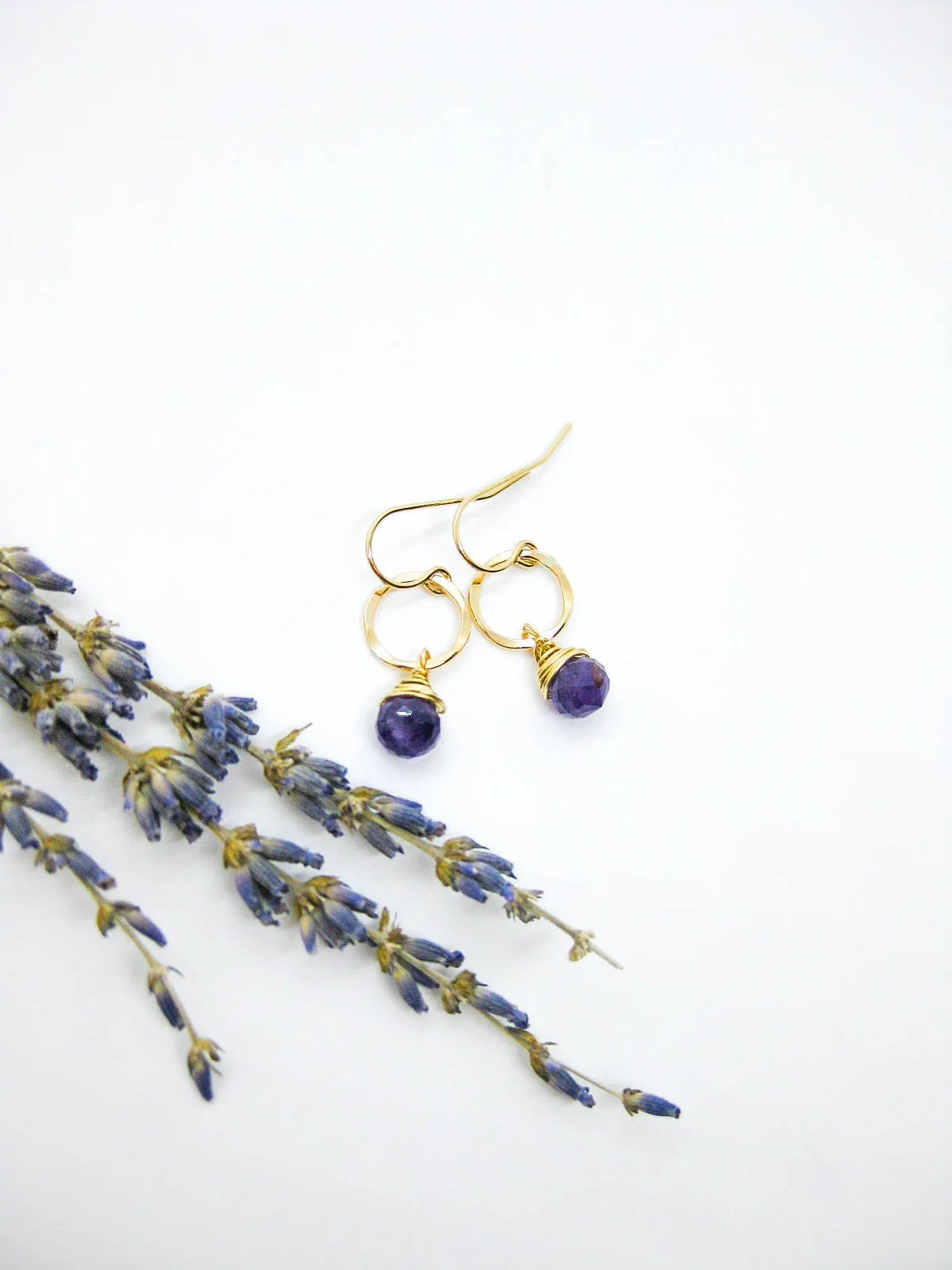 Daisy: Amethyst Earrings - e732