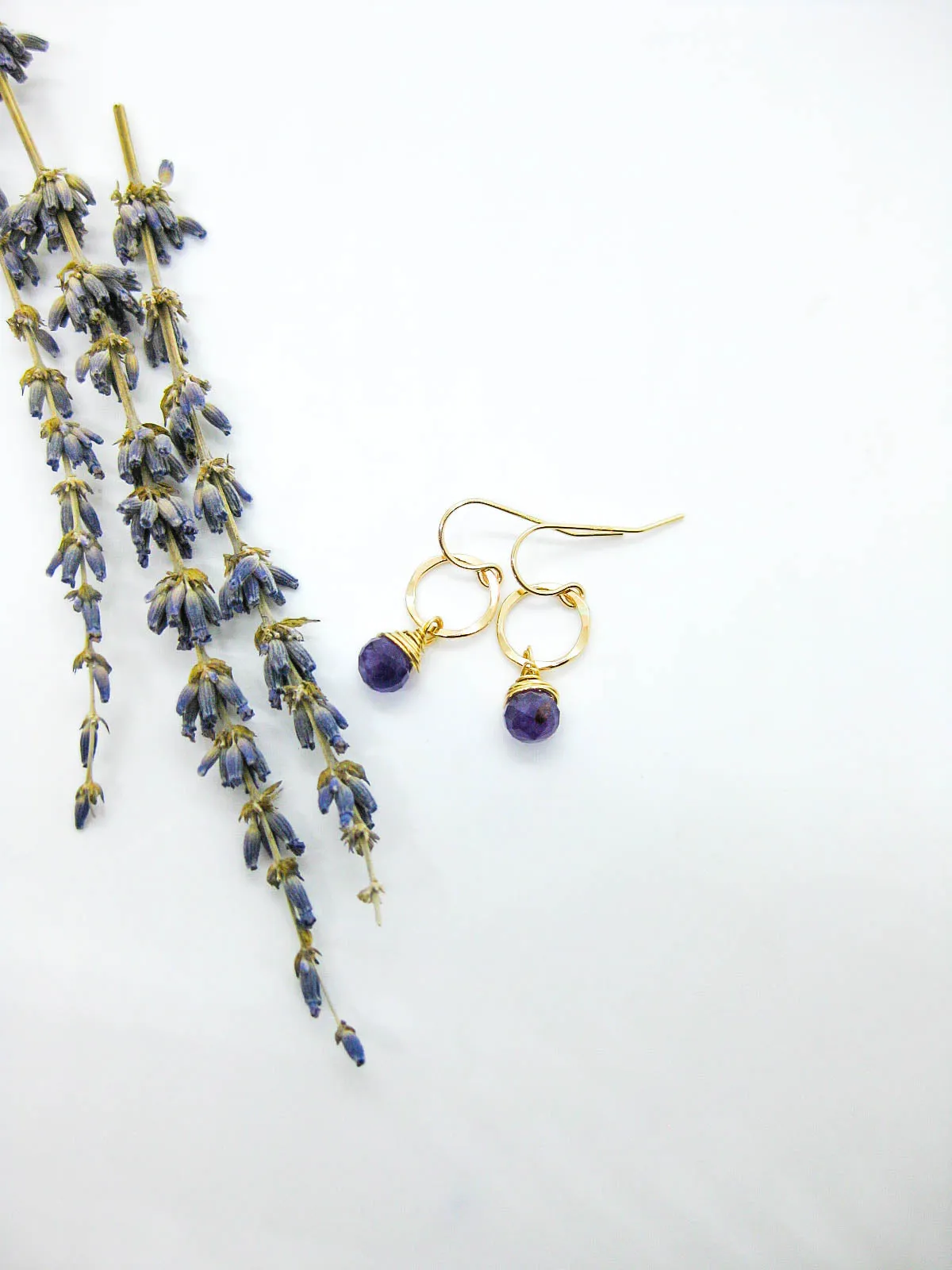 Daisy: Amethyst Earrings - e732