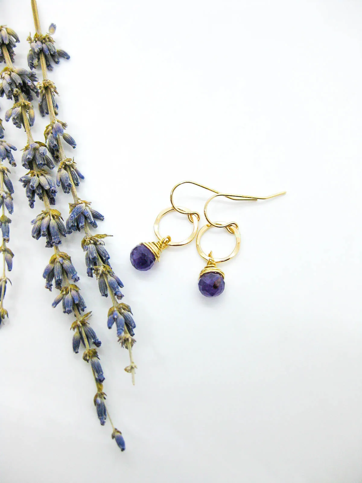 Daisy: Amethyst Earrings - e732