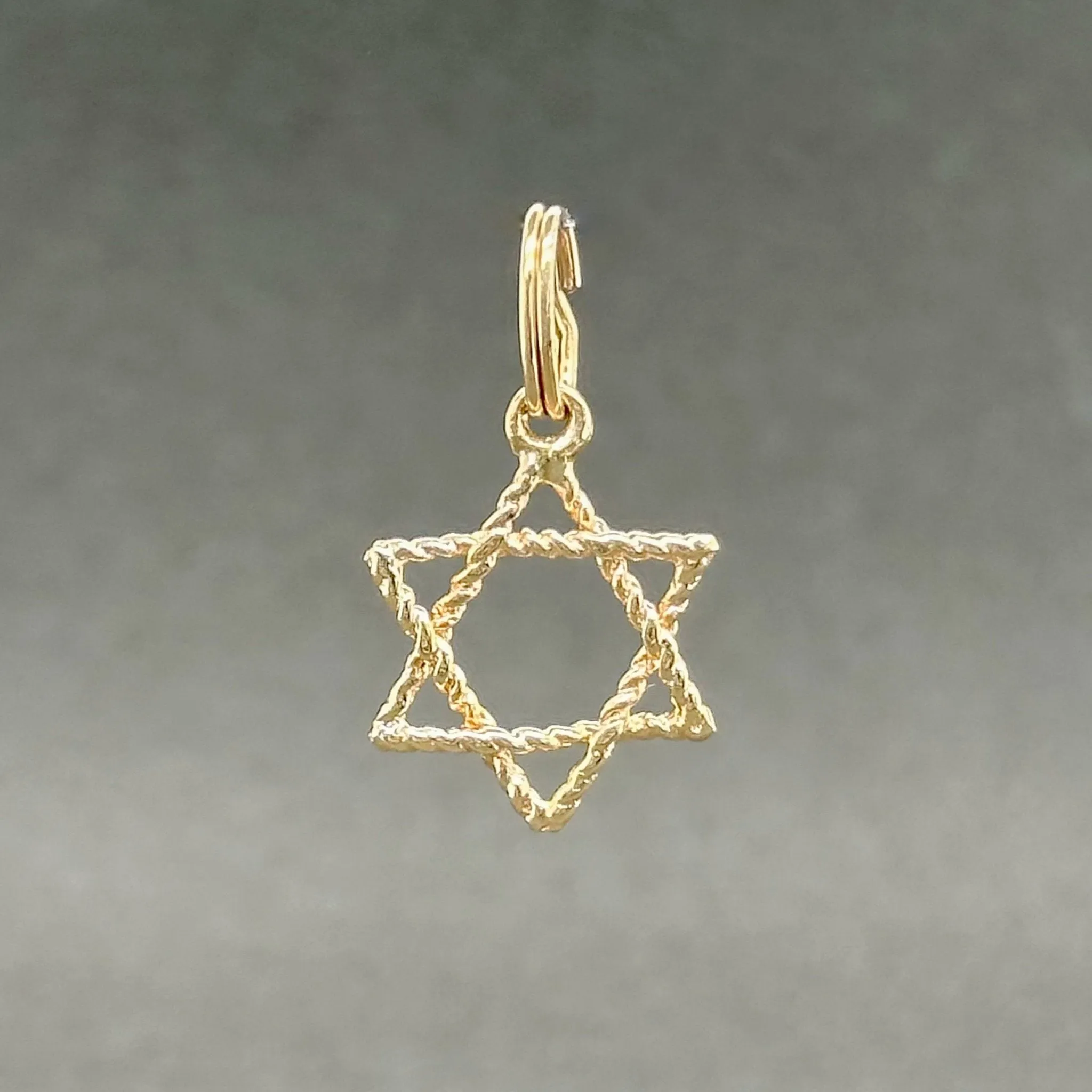 Estate 14K Y Gold Textured Star Of David Pendant