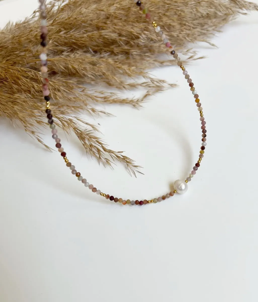 Gemstone Necklace with Freshwater Pearl, Sterling Silver 925 with Gilding, Thin Elegant Beads Choker