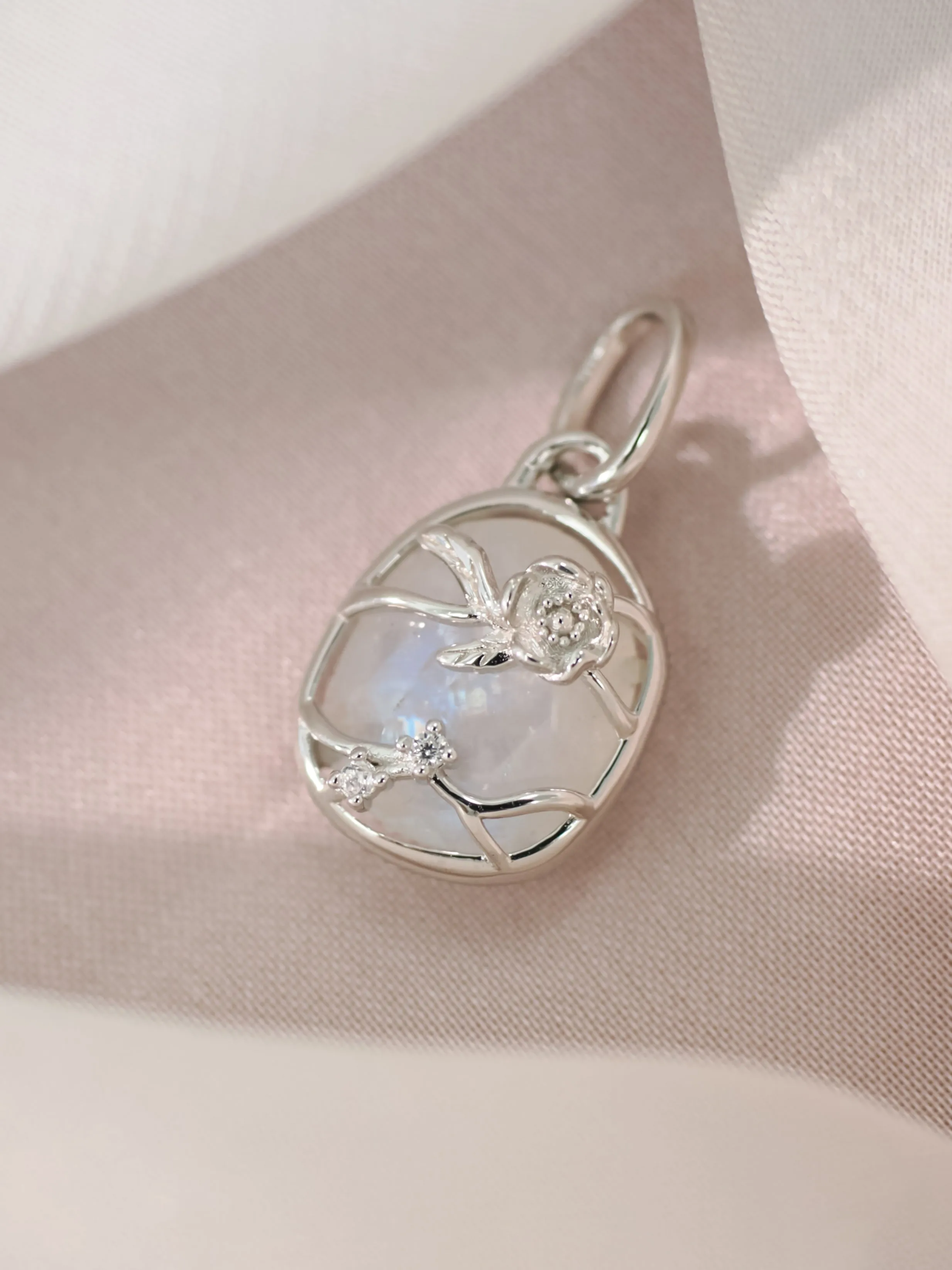 Moonstone Silver Pendant - Poppy