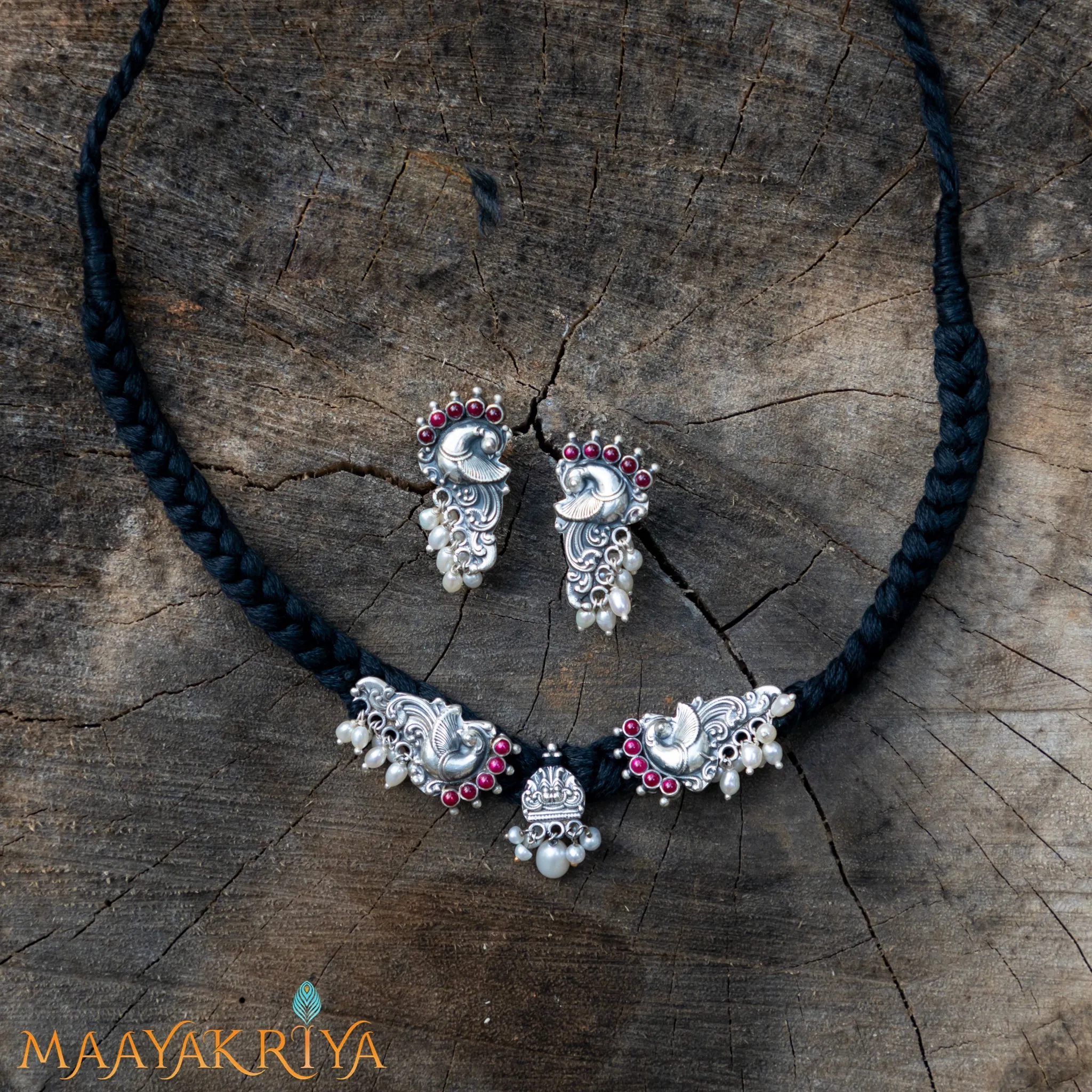 Nartaka Necklace Set