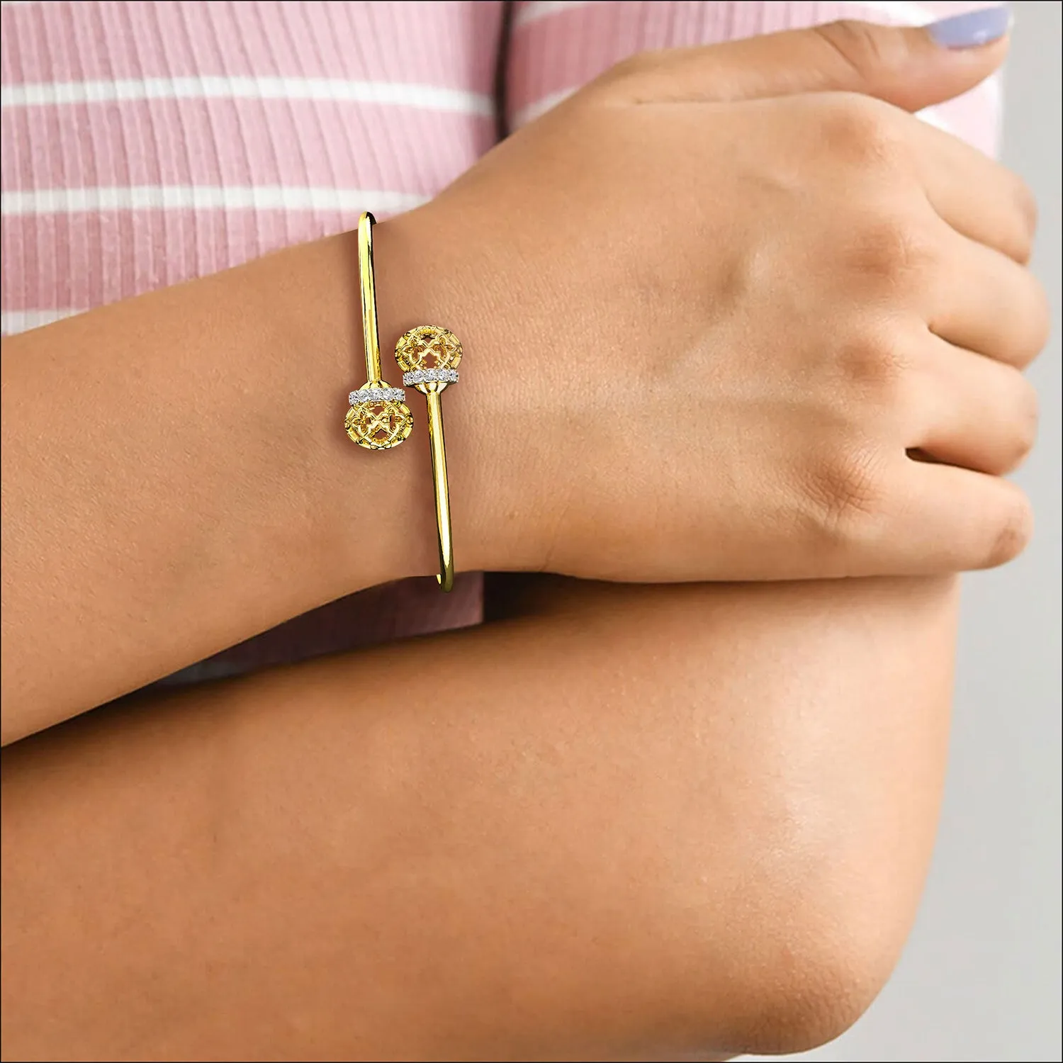 Navia Bangle