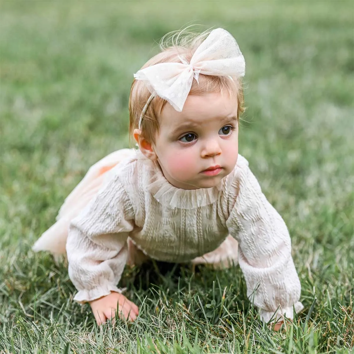 oh baby! Dotted Mesh Bow Nylon Headband - Natural