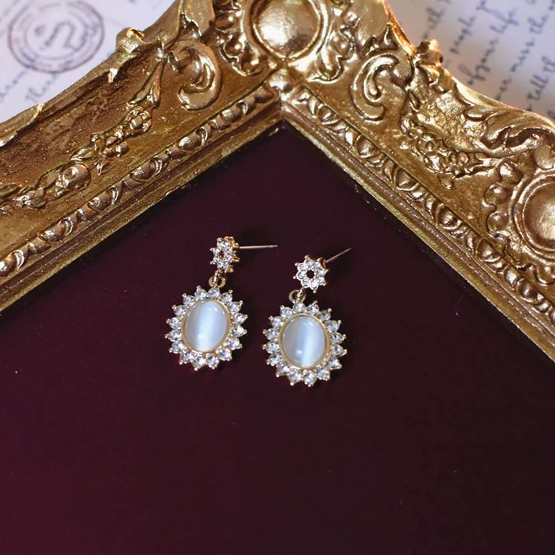 Snow Exquisite Diamond Set Shining Oval Opal Earrings Ear Clip LJC15