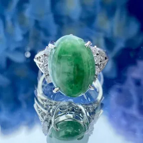 Vintage Oval Jadeite Jade & Diamond Ring